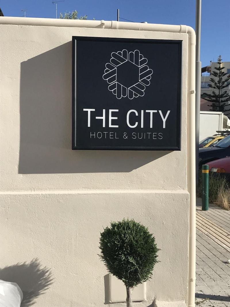 The City Hotel & Suites (Adults Only) 레팀노 외부 사진