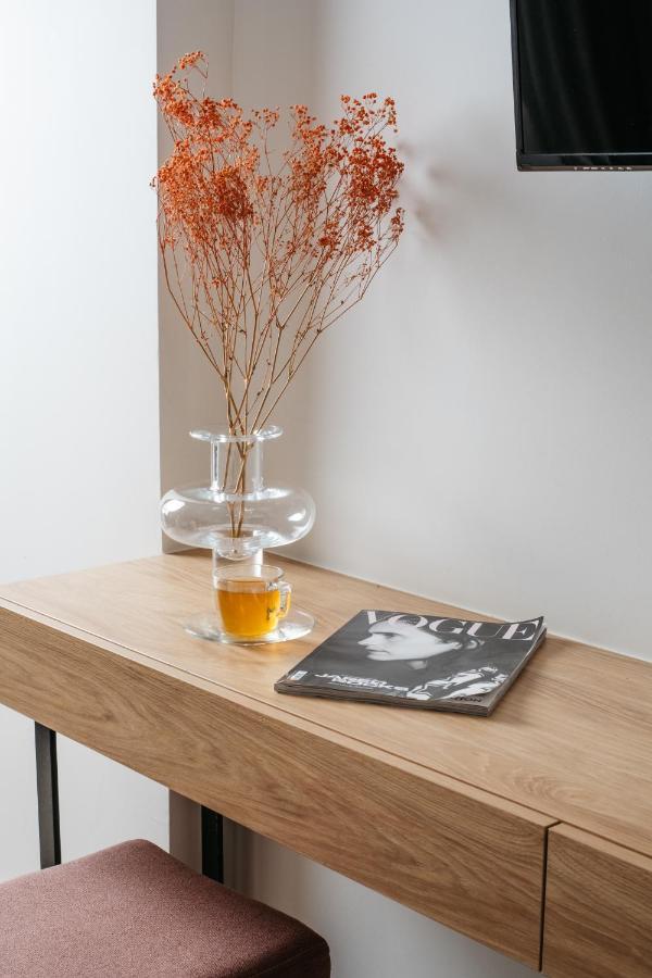 The City Hotel & Suites (Adults Only) 레팀노 외부 사진
