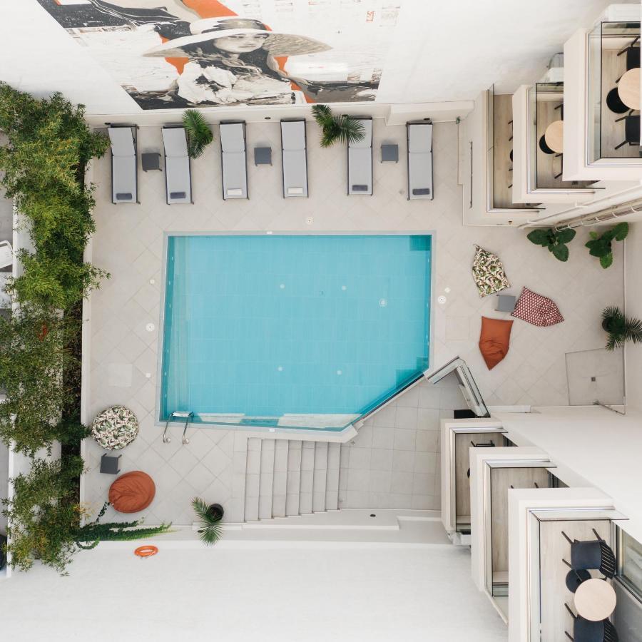 The City Hotel & Suites (Adults Only) 레팀노 외부 사진