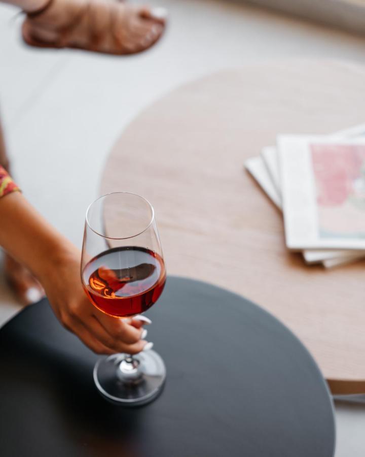 The City Hotel & Suites (Adults Only) 레팀노 외부 사진