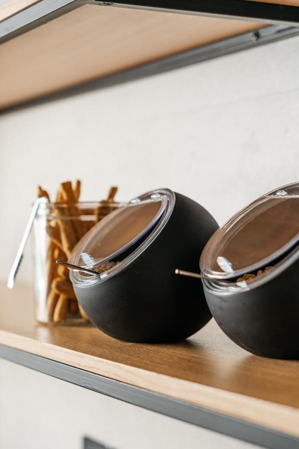 The City Hotel & Suites (Adults Only) 레팀노 외부 사진